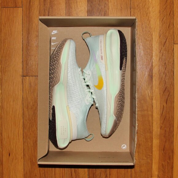 Nike ZoomX Invincible Run 3 Flyknit Running Shoes Womens 7 7.5 Barely Green - Picture 7 of 7